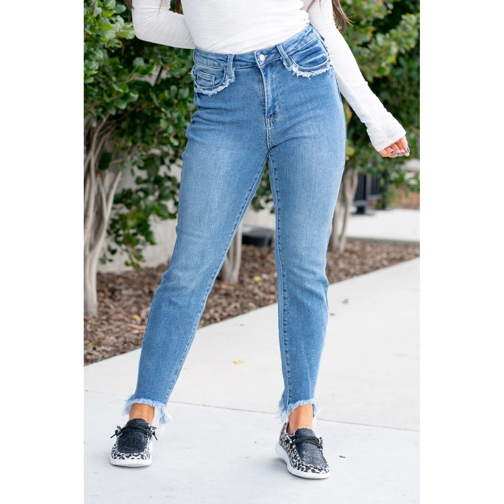 Judy Blue Slim Fit Distressed Raw Hem Jeans Medium Wash Size 7/28